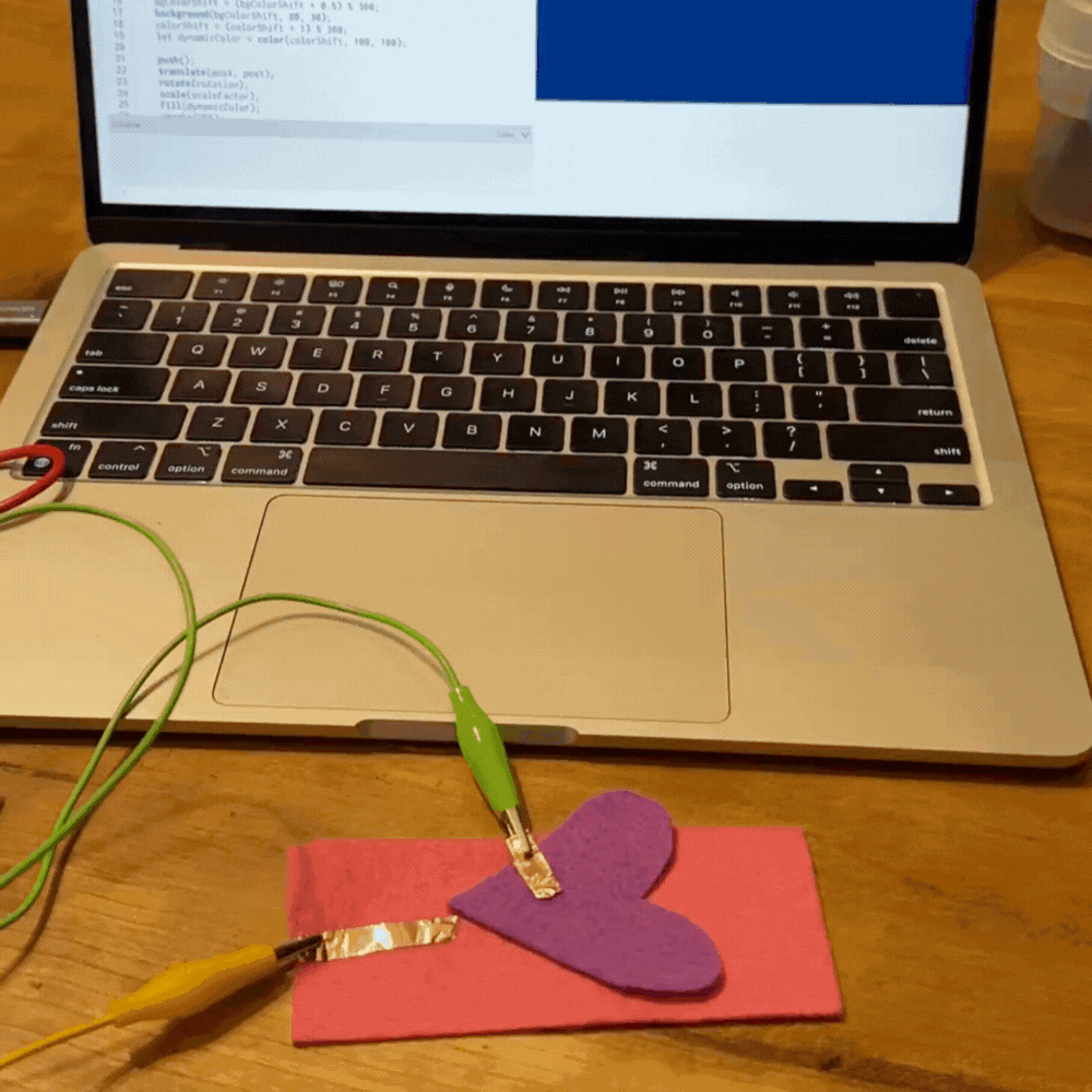 felt heart with 1 copper tape