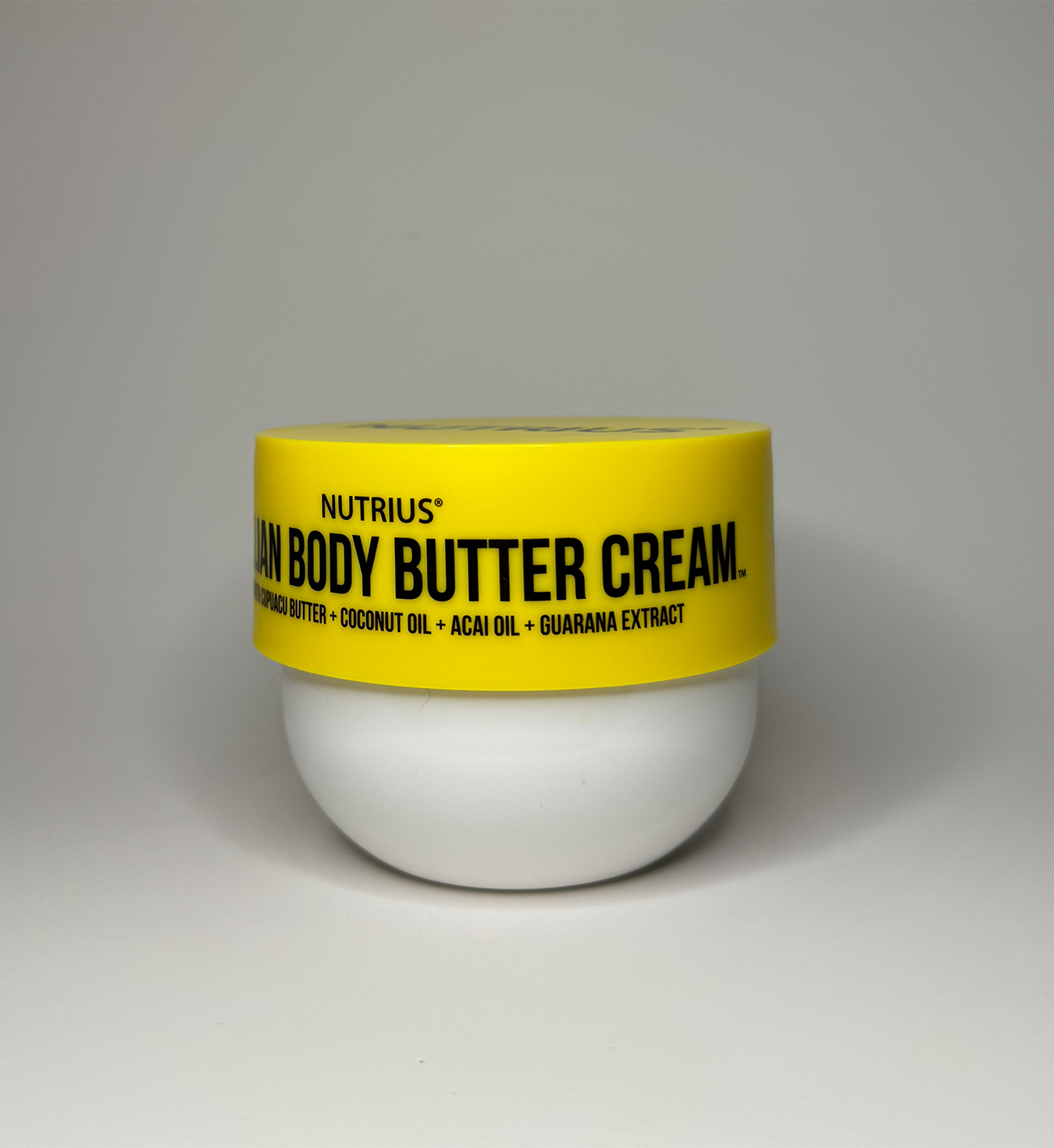 Image of the front view of brazillian body butter body lotion